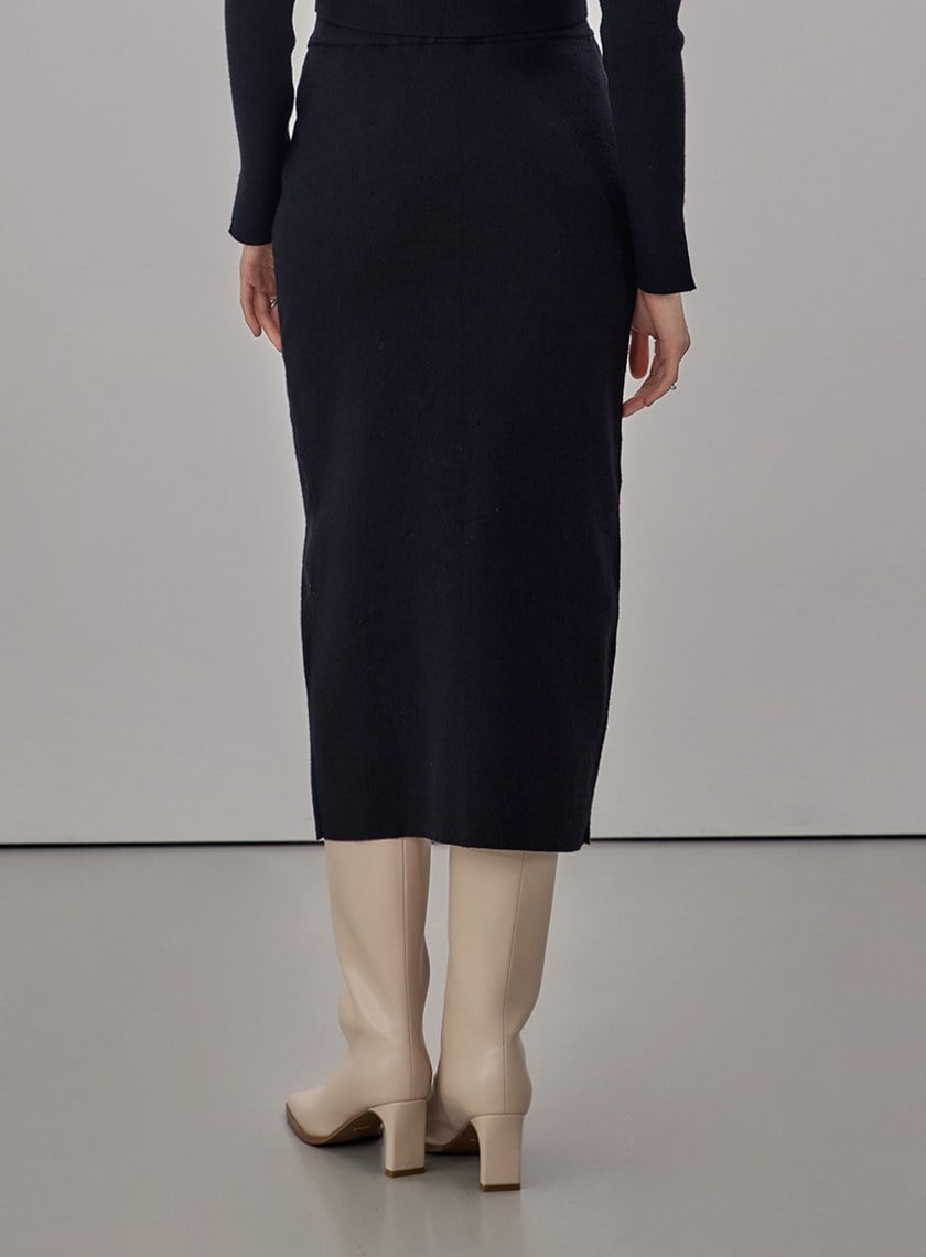 坑條合身針織開衩直筒裙